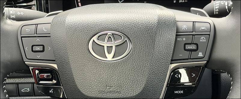 2026 2026 Toyota Camry Nightshare AWD - Steering Wheel Controls