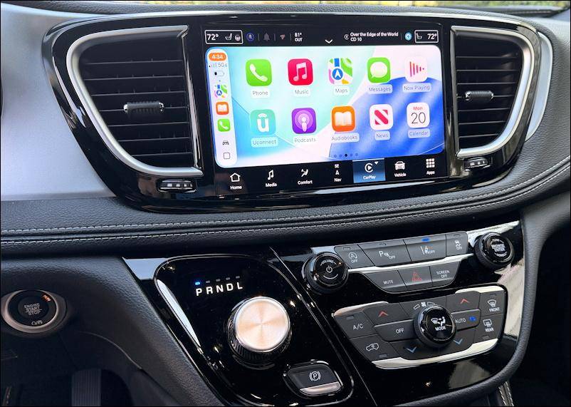 2026 chrysler pacifica awd s infotainment climate controls
