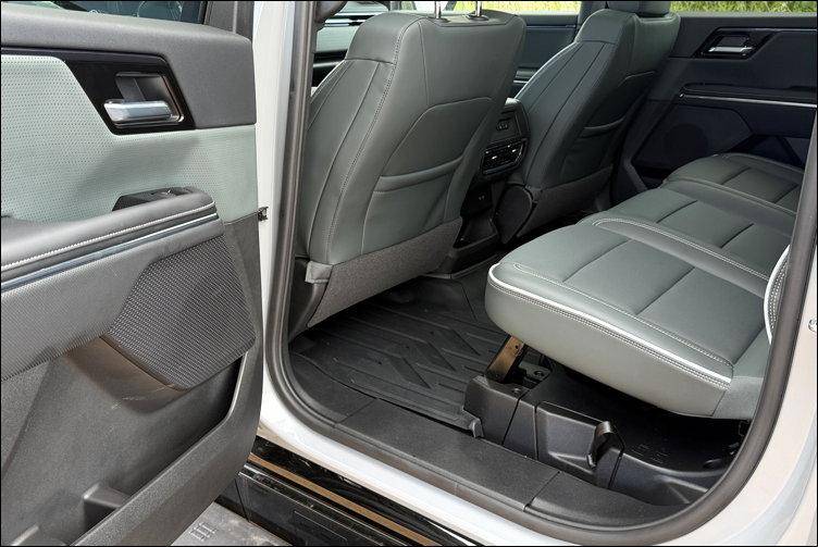 2026 gmc sierra ev at4 - rear leg room