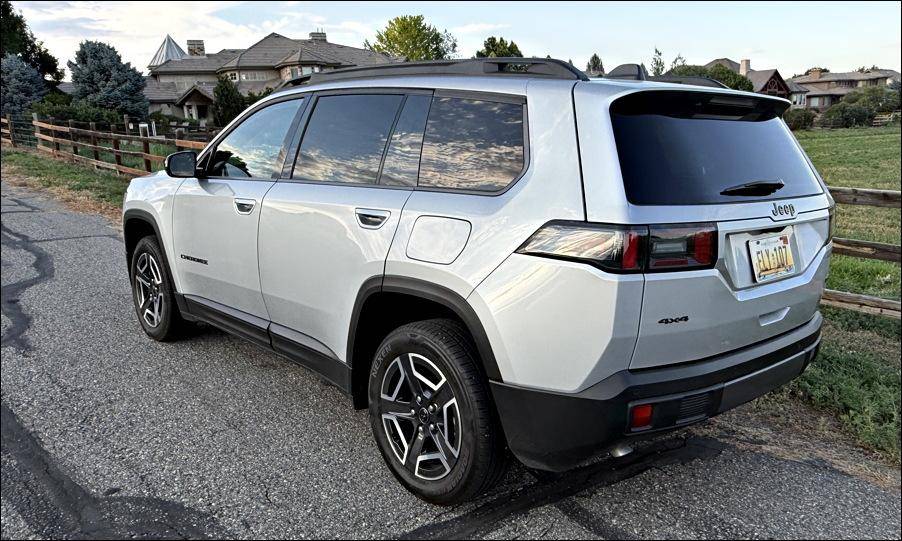 2026 jeep cherokee ltd - exterior rear silver