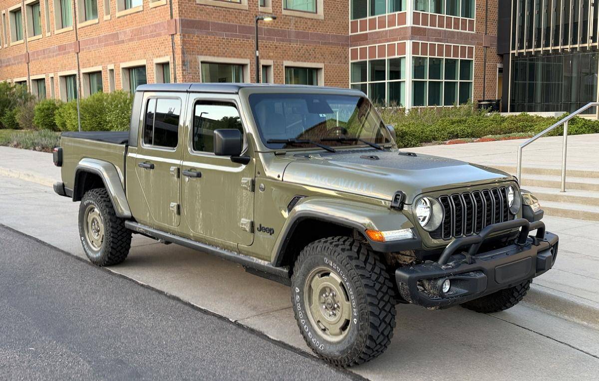 2026 Jeep Gladiator Willys 41 4x4