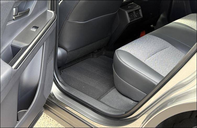 2026 Toyota bZ XLE FWD Plus - Rear Legroom