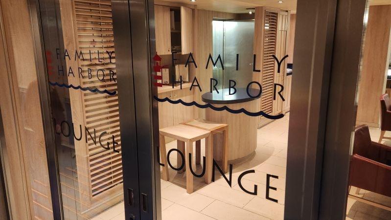 Family Harbor Lounge